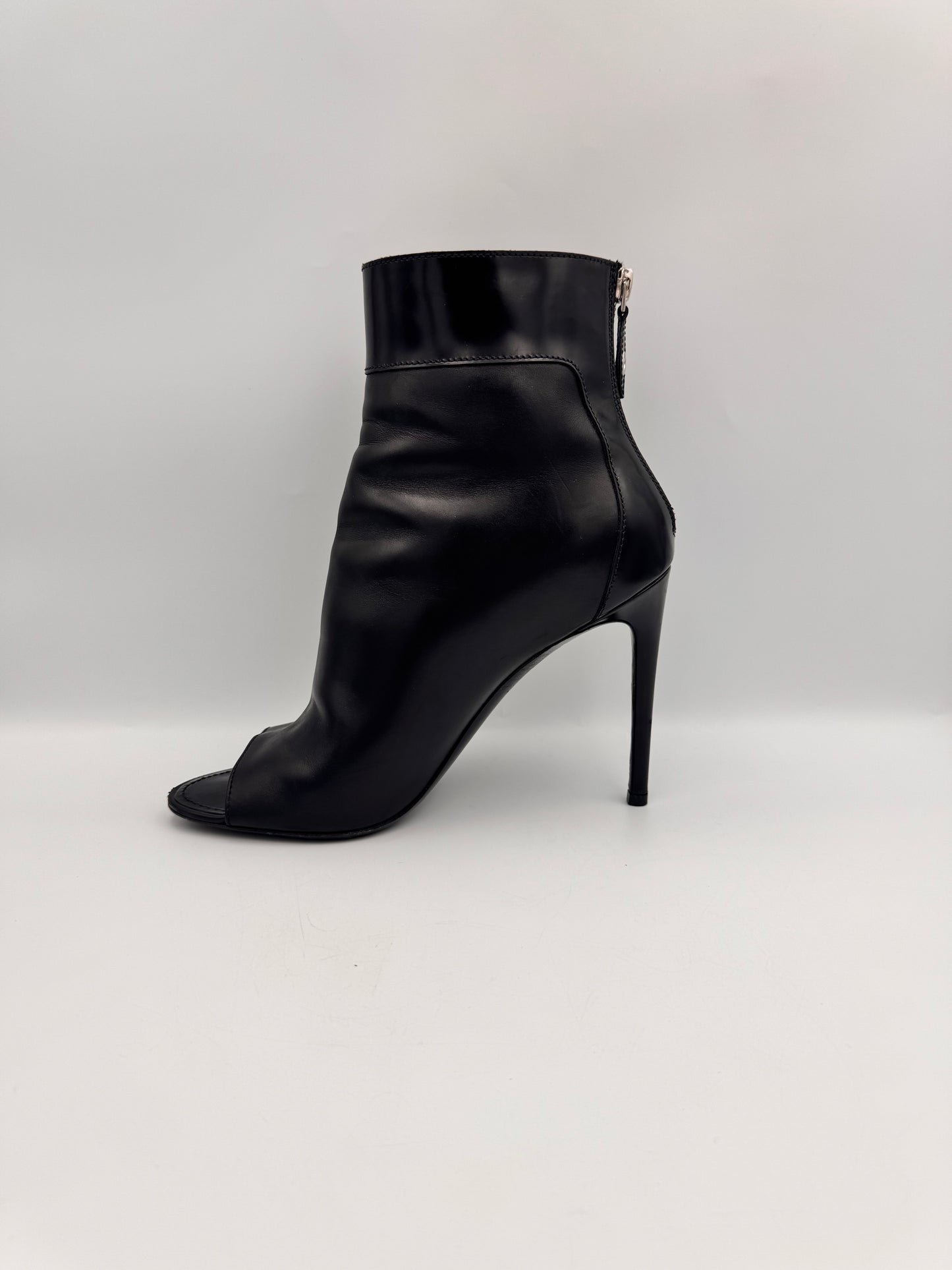 LOUIS VUITTON Black Tassel Peeptoe Booties Size 38.5