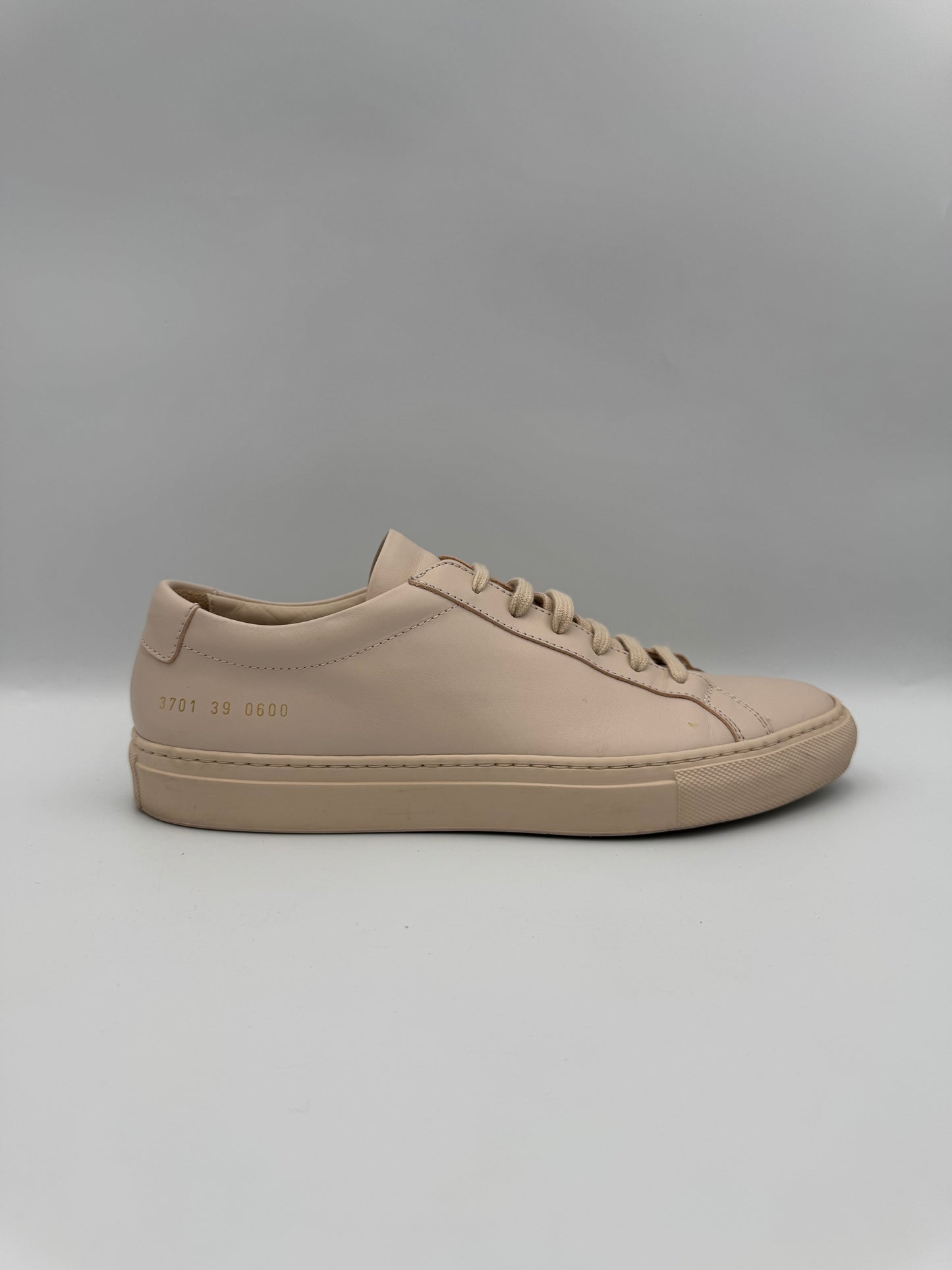 Common Projects Original Achilles Low Sneaker in Blush Size 39
