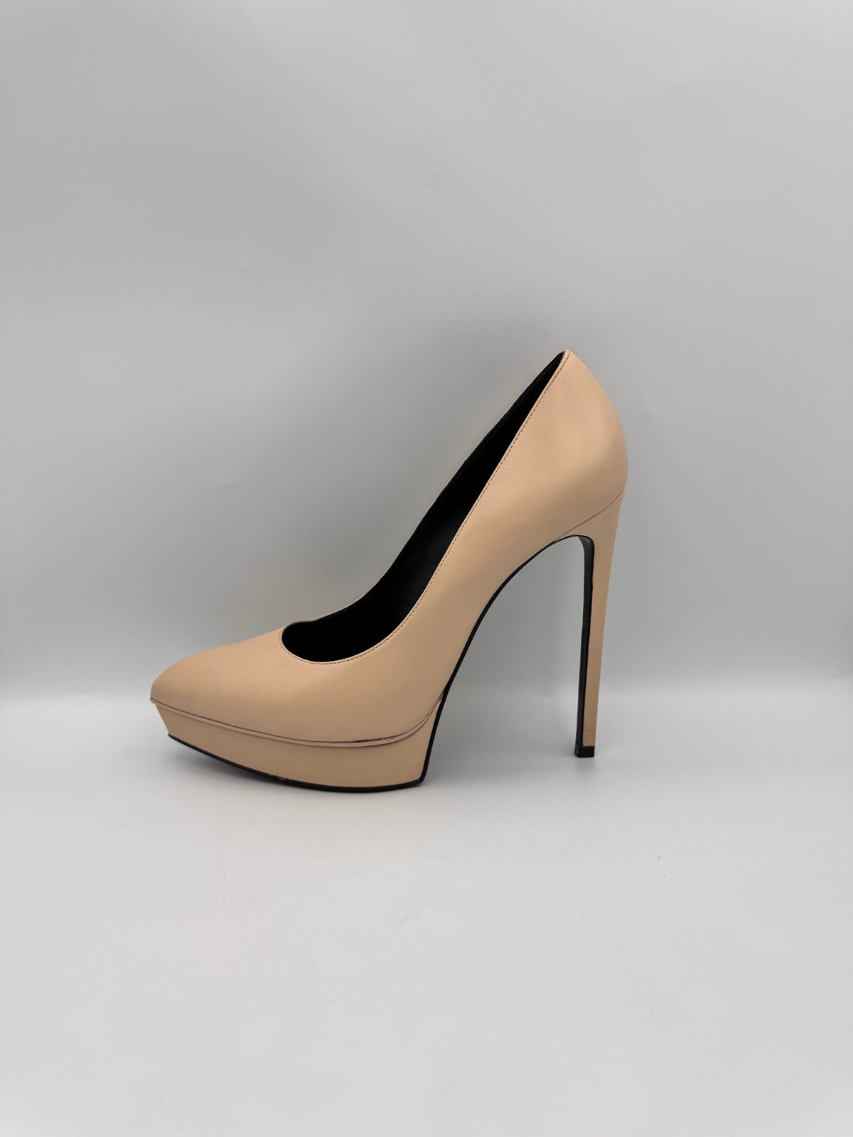 Saint Laurent Beige Platform Pump Size 39