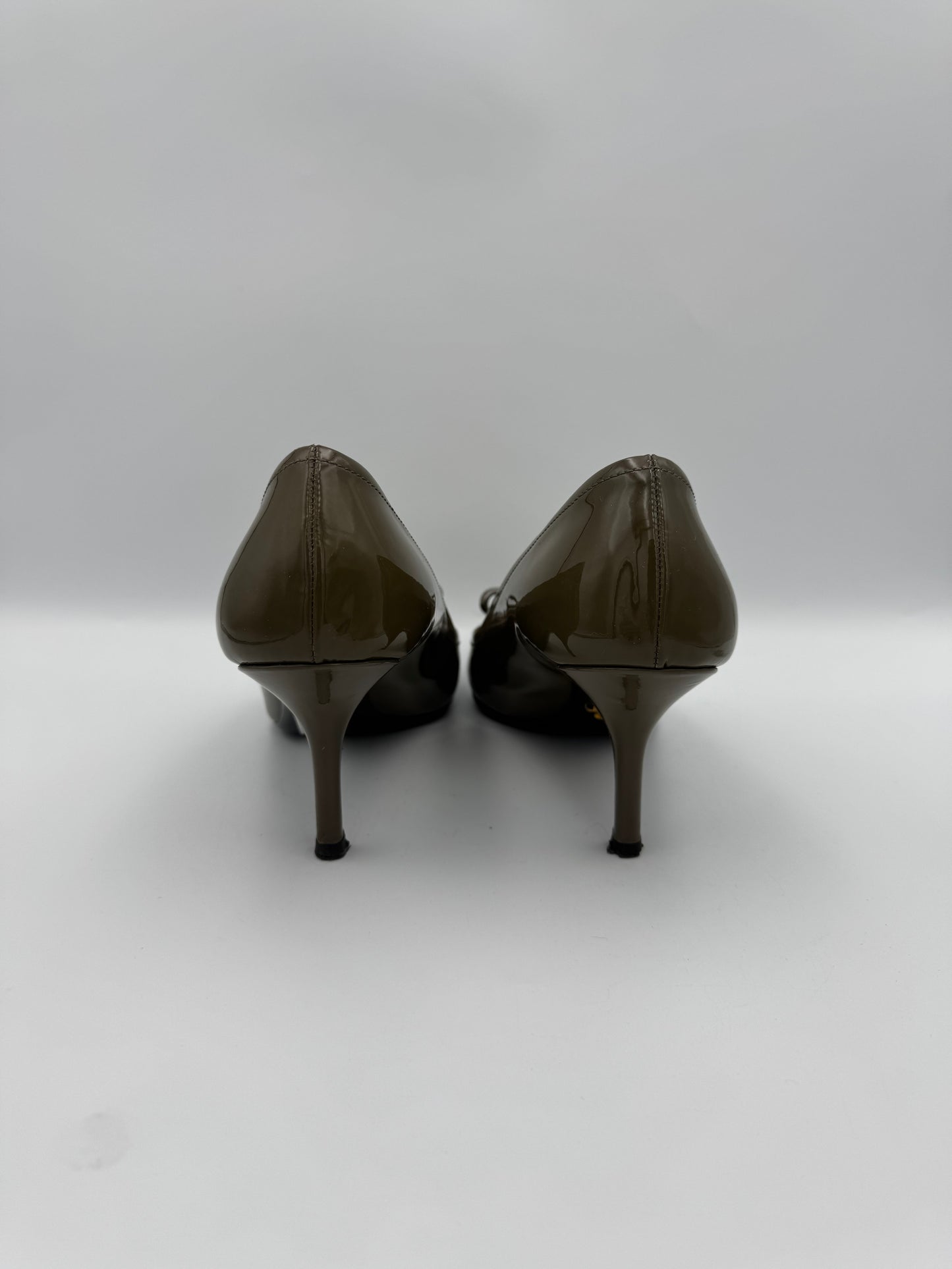 Prada Khaki Pumps with Dustbag Size 37