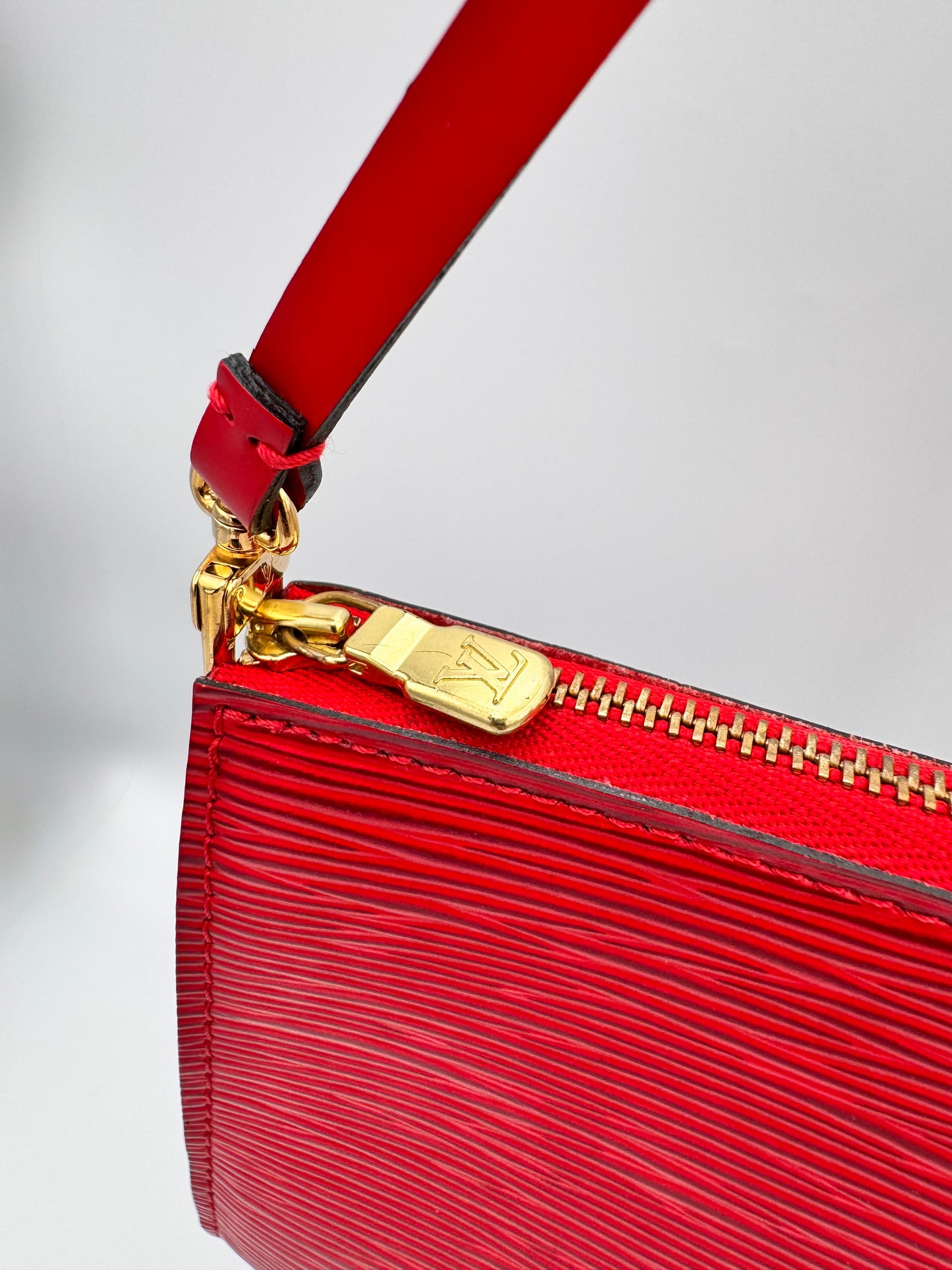 LOUIS VUITTON Red EPI Leather Pochette