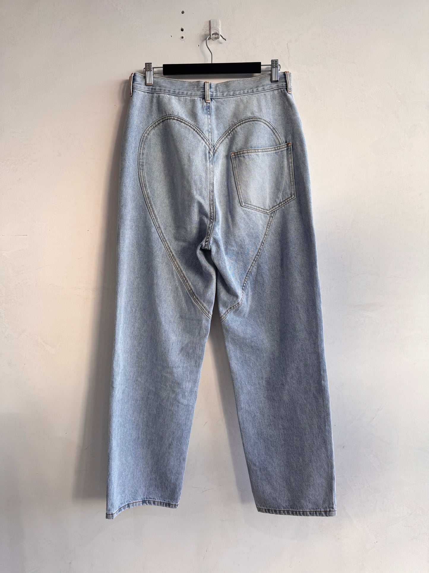 Area Jewelled Riped Jeans - size 29