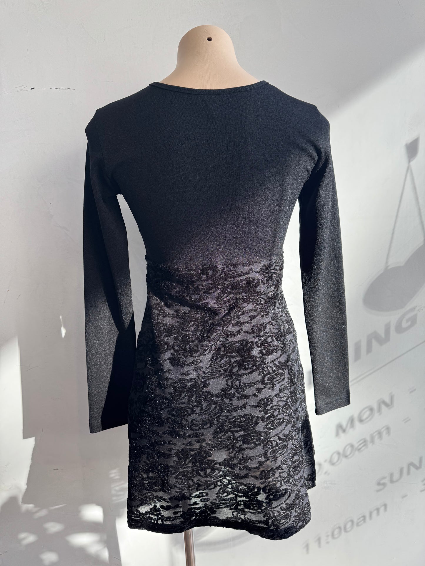 Vintage Twist little black dress - size s