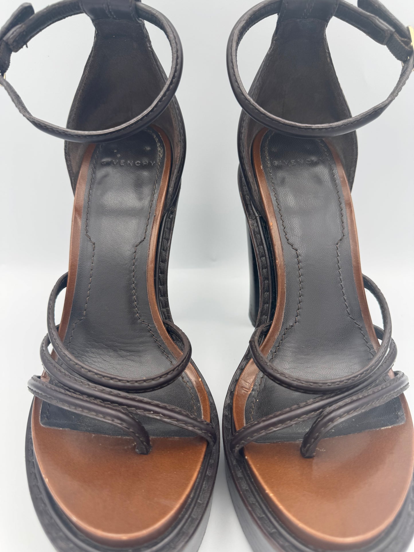 GIVENCHY SANDALS size 40