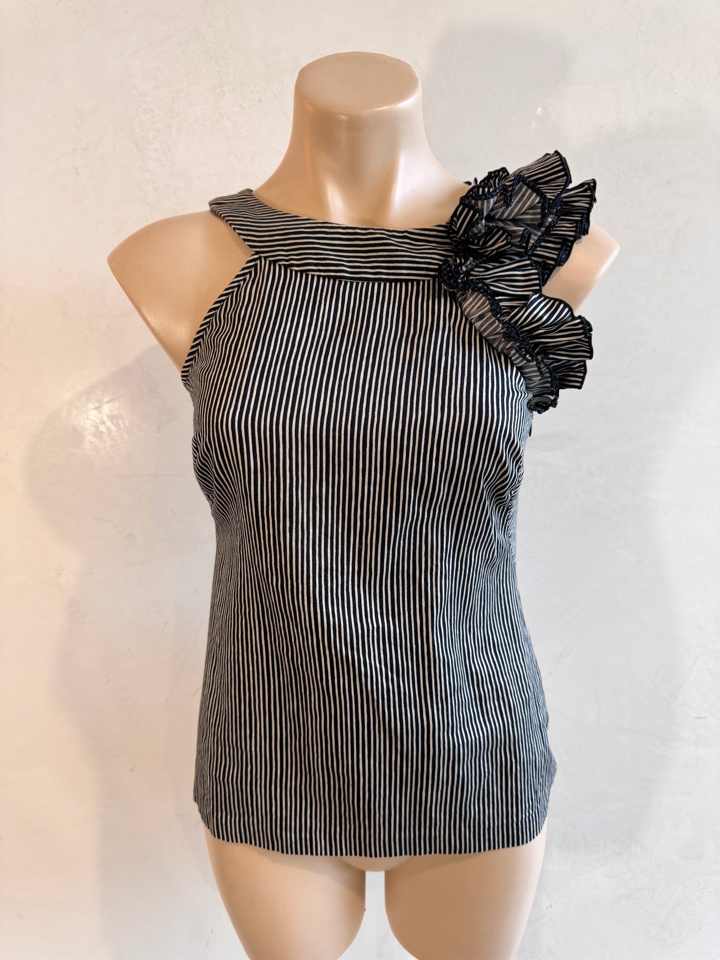 Vintage Cue Frill Detail Top - size 8