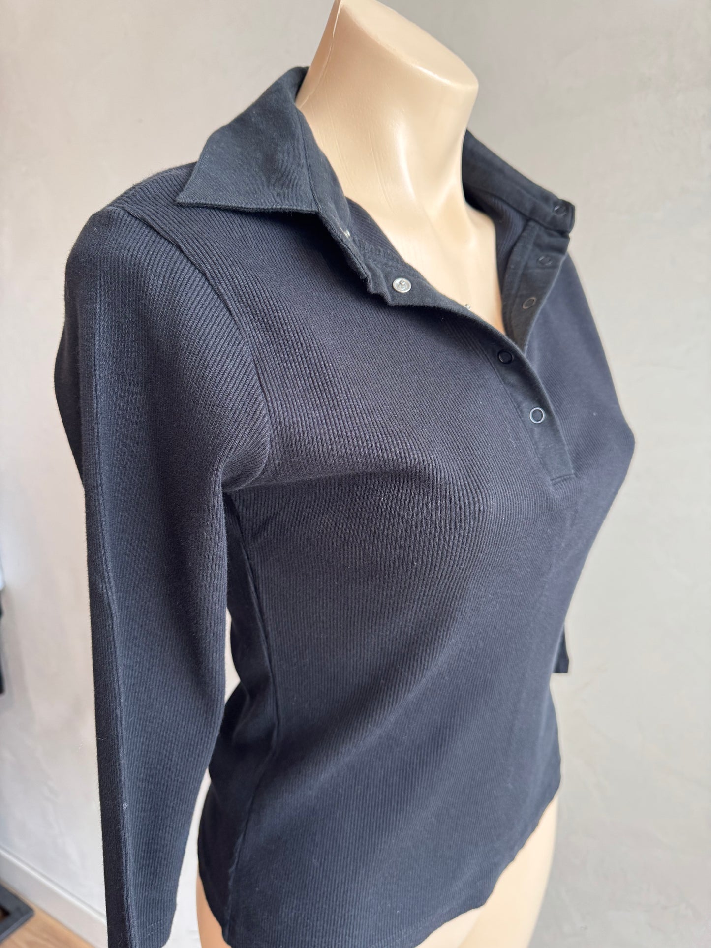 Yvonne Black polo top - size 10
