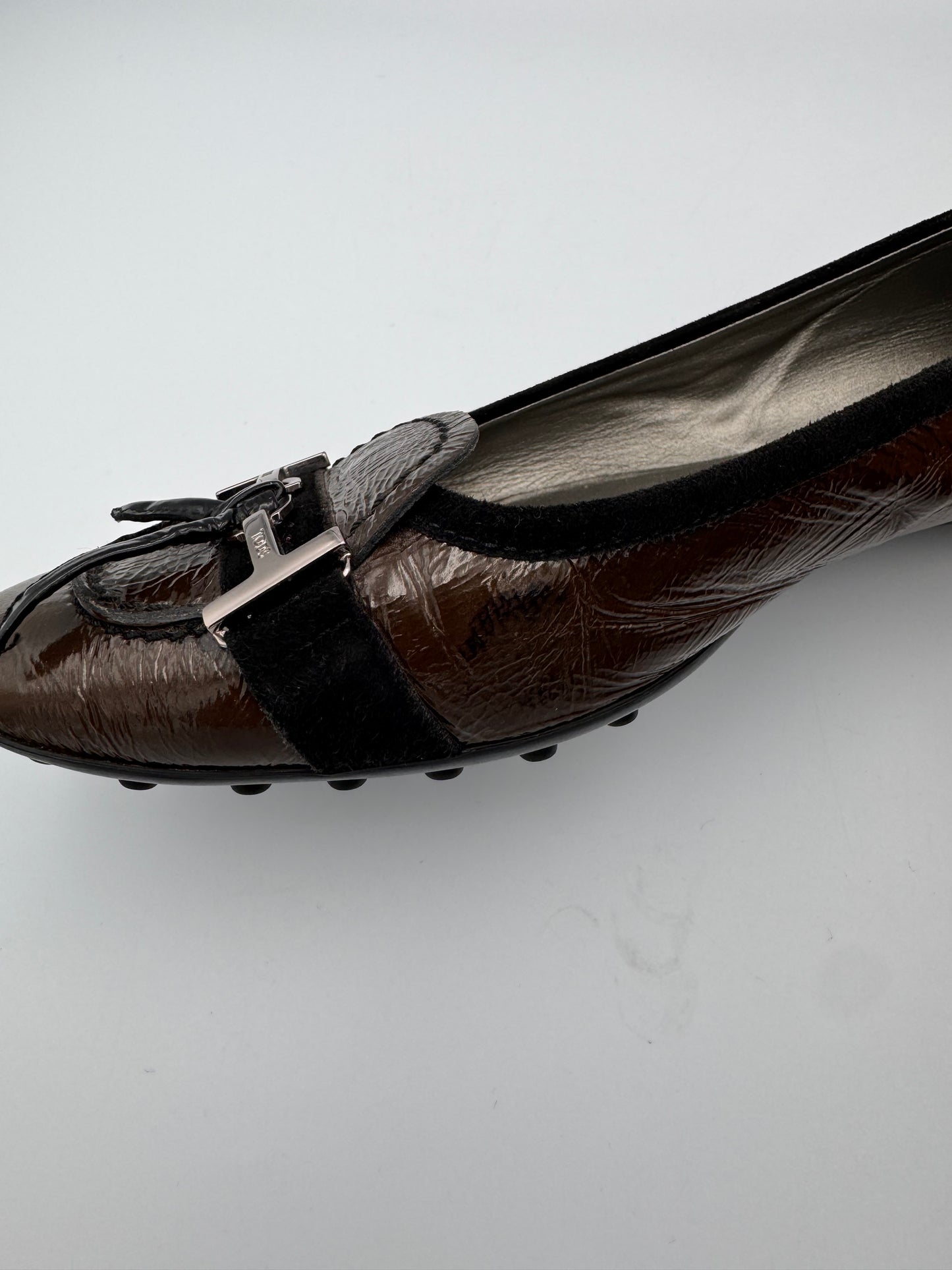 Tod’s Khaki Flats Size 36