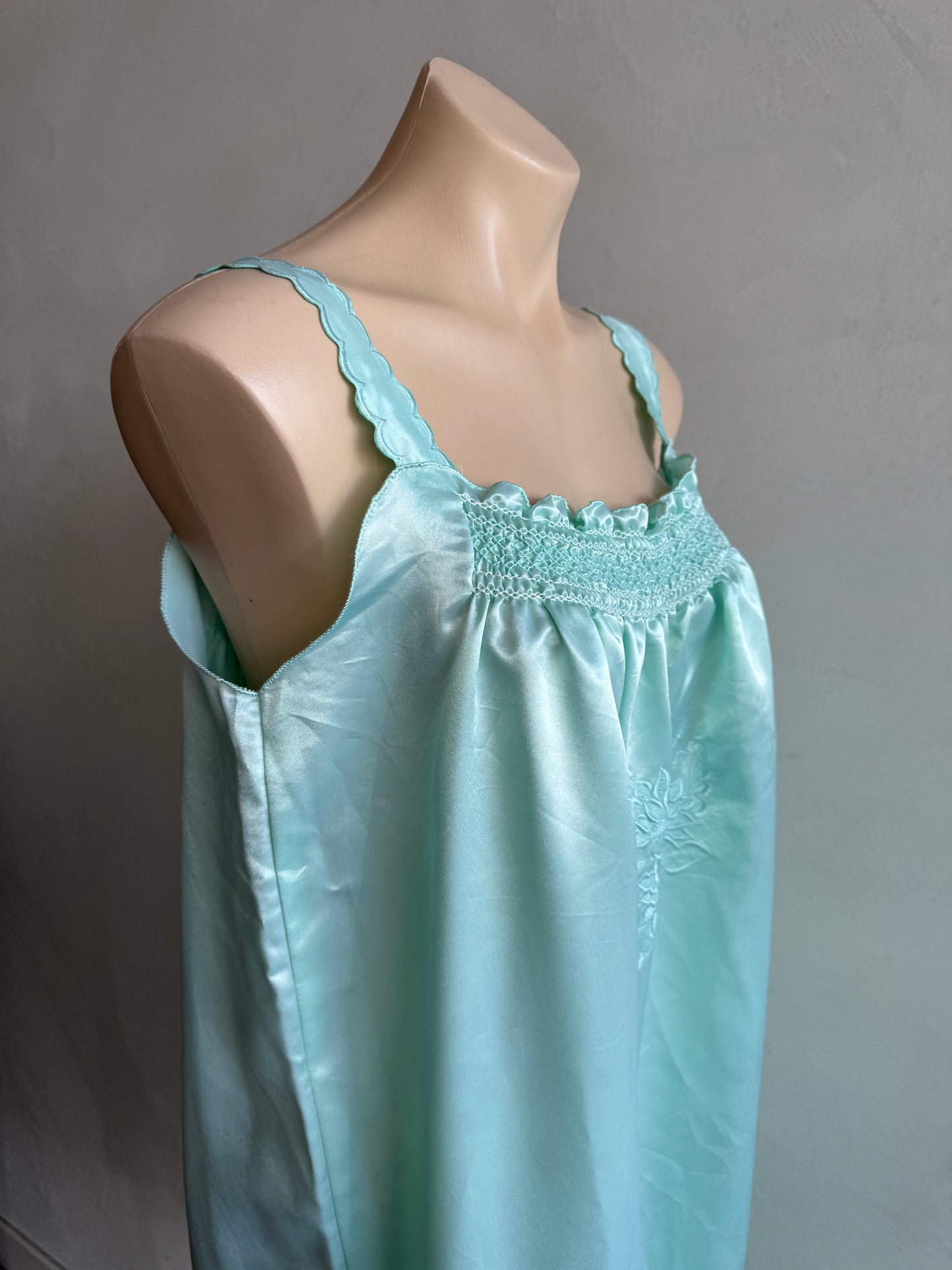 Mint green night dress - size M