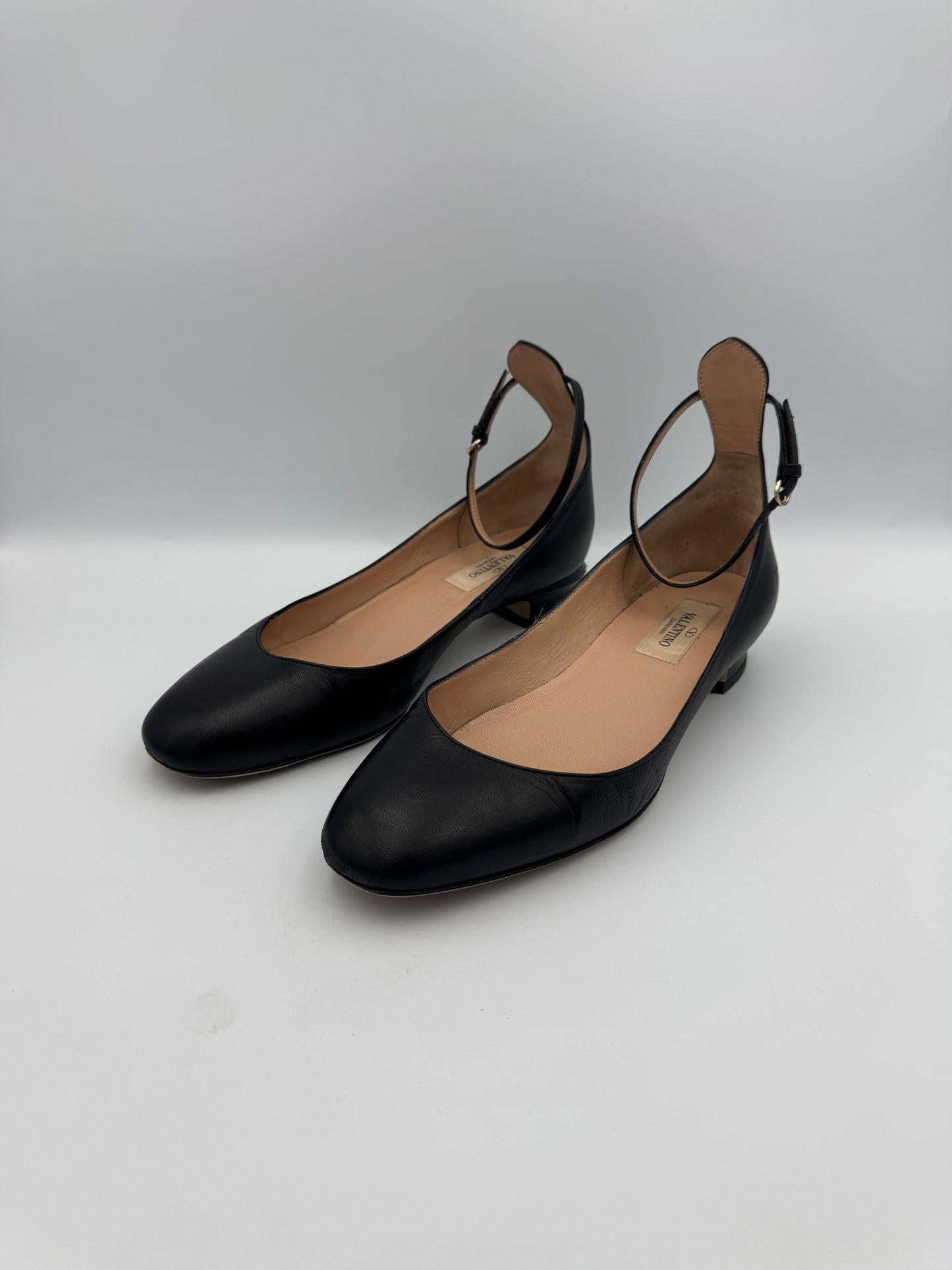 VALENTINO Black Leather Tango Ankke Cuff Flats Size 37