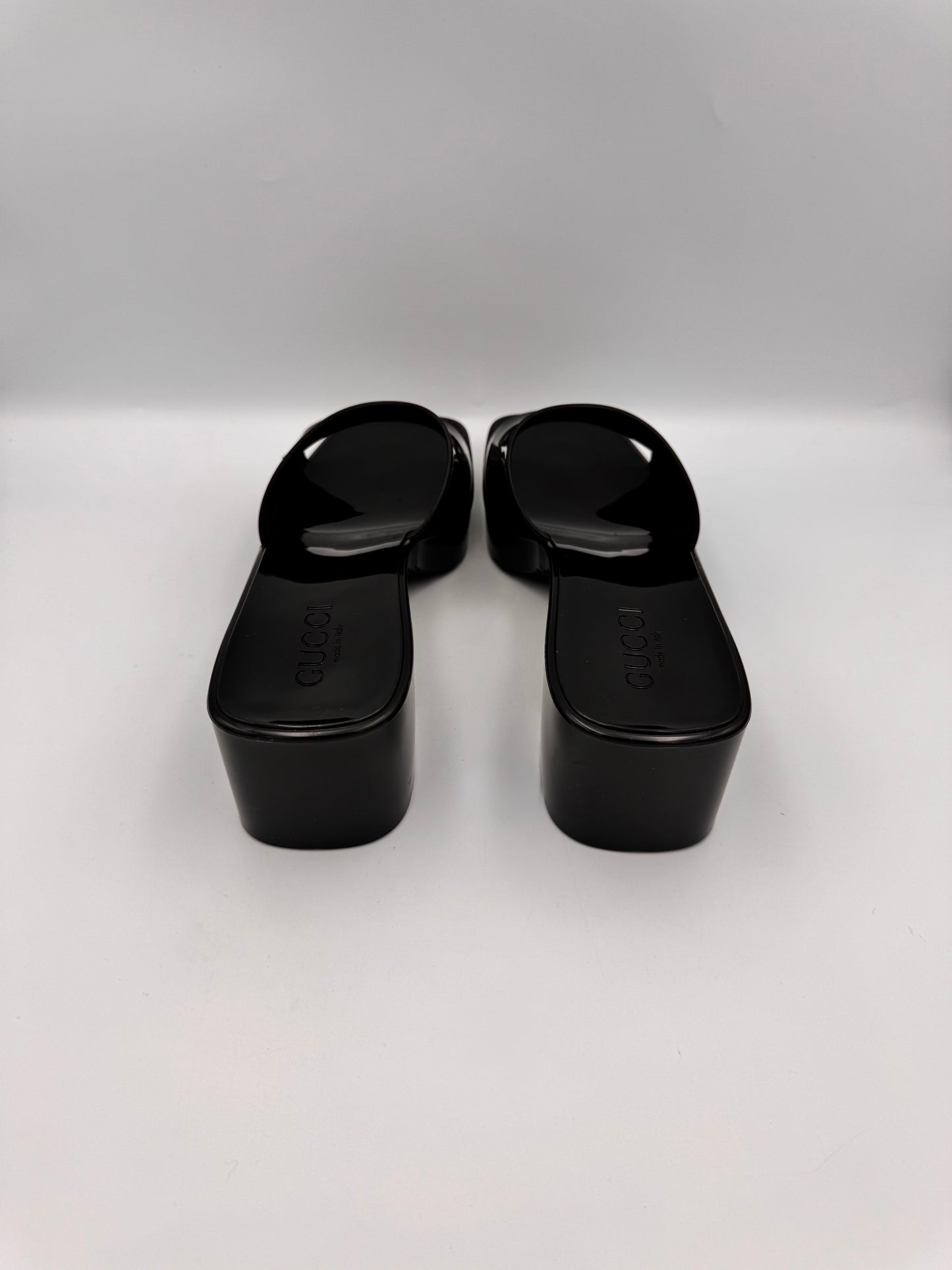 GUCCI Black Rubber Platform Sandals Size 39