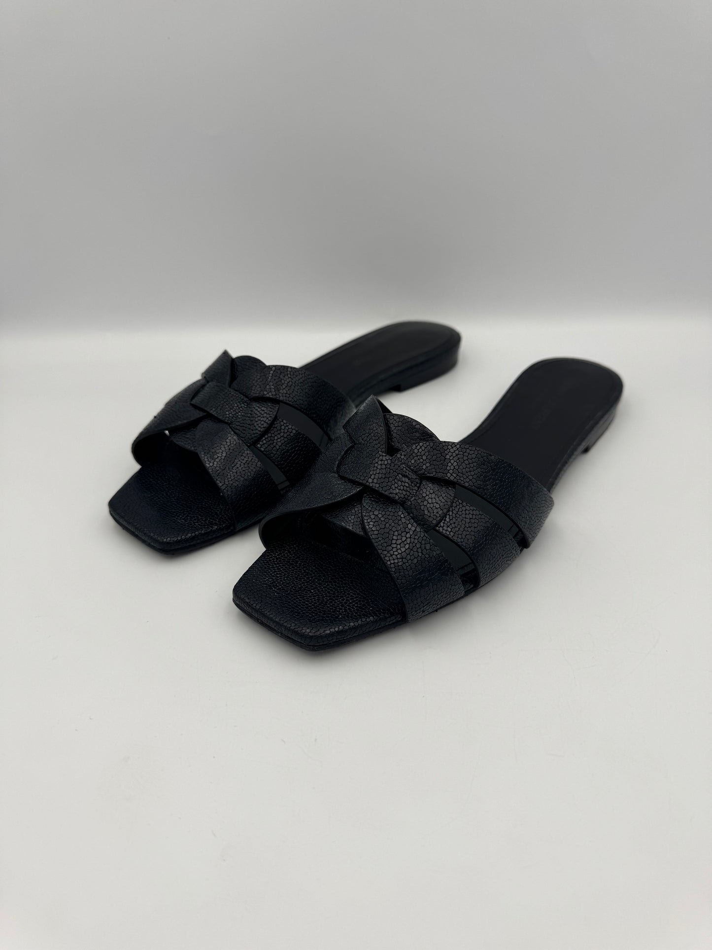 YSL size 37.5 Slides