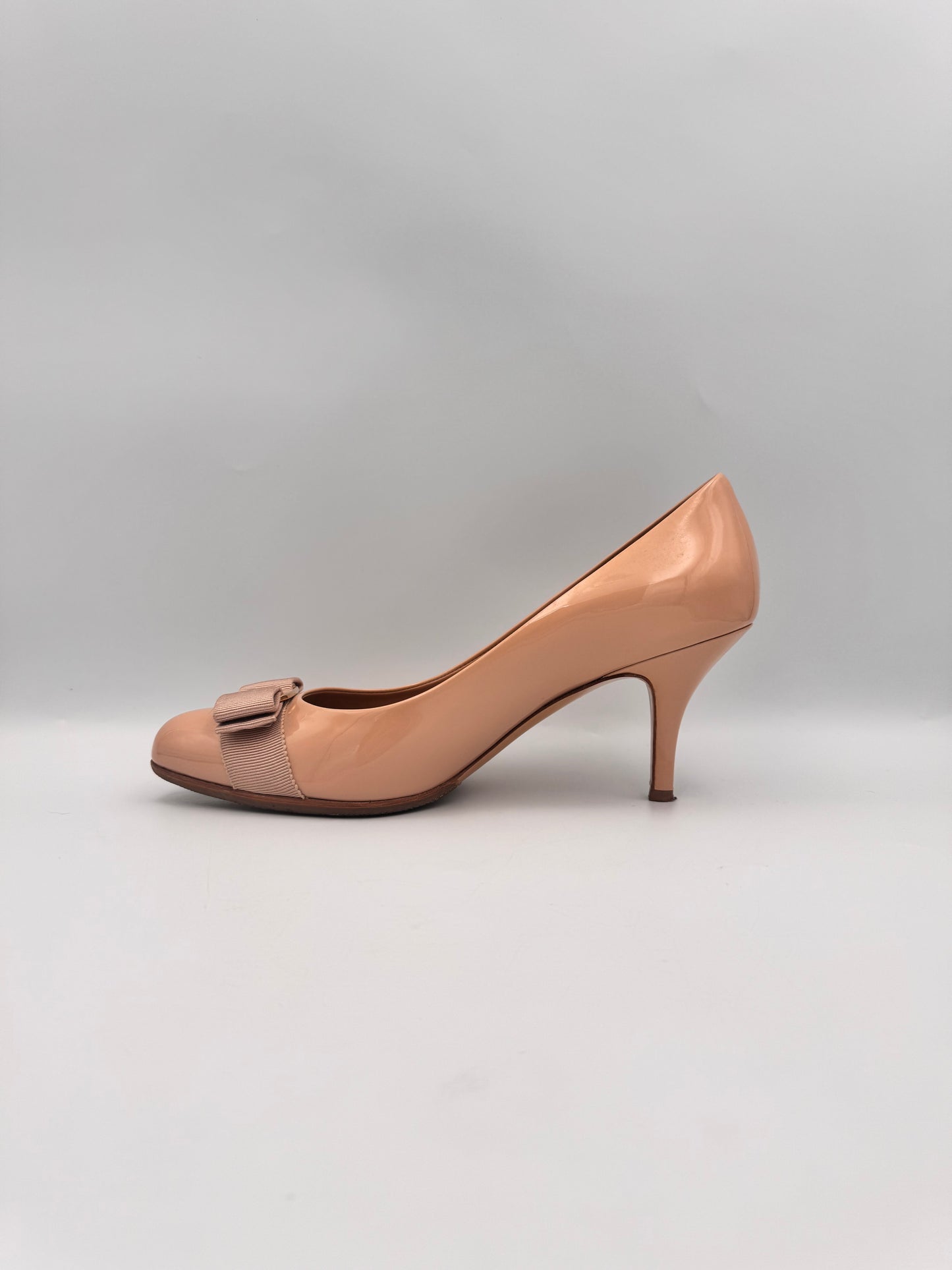 Salvatore Ferragamo Nude Patent Size 7.5