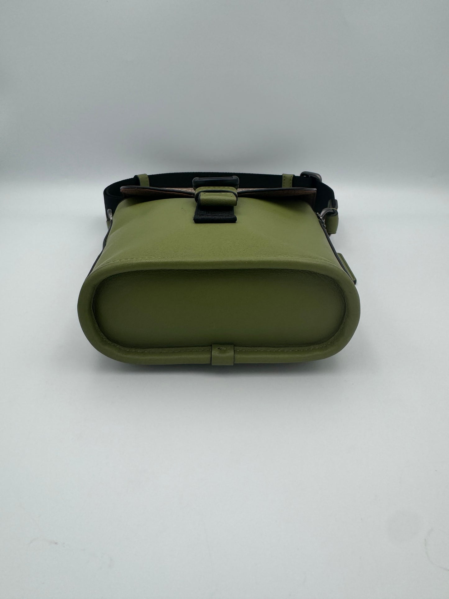 Coach Men's Track Small Flap Crossbody Signature Khaki Olive Green CC027