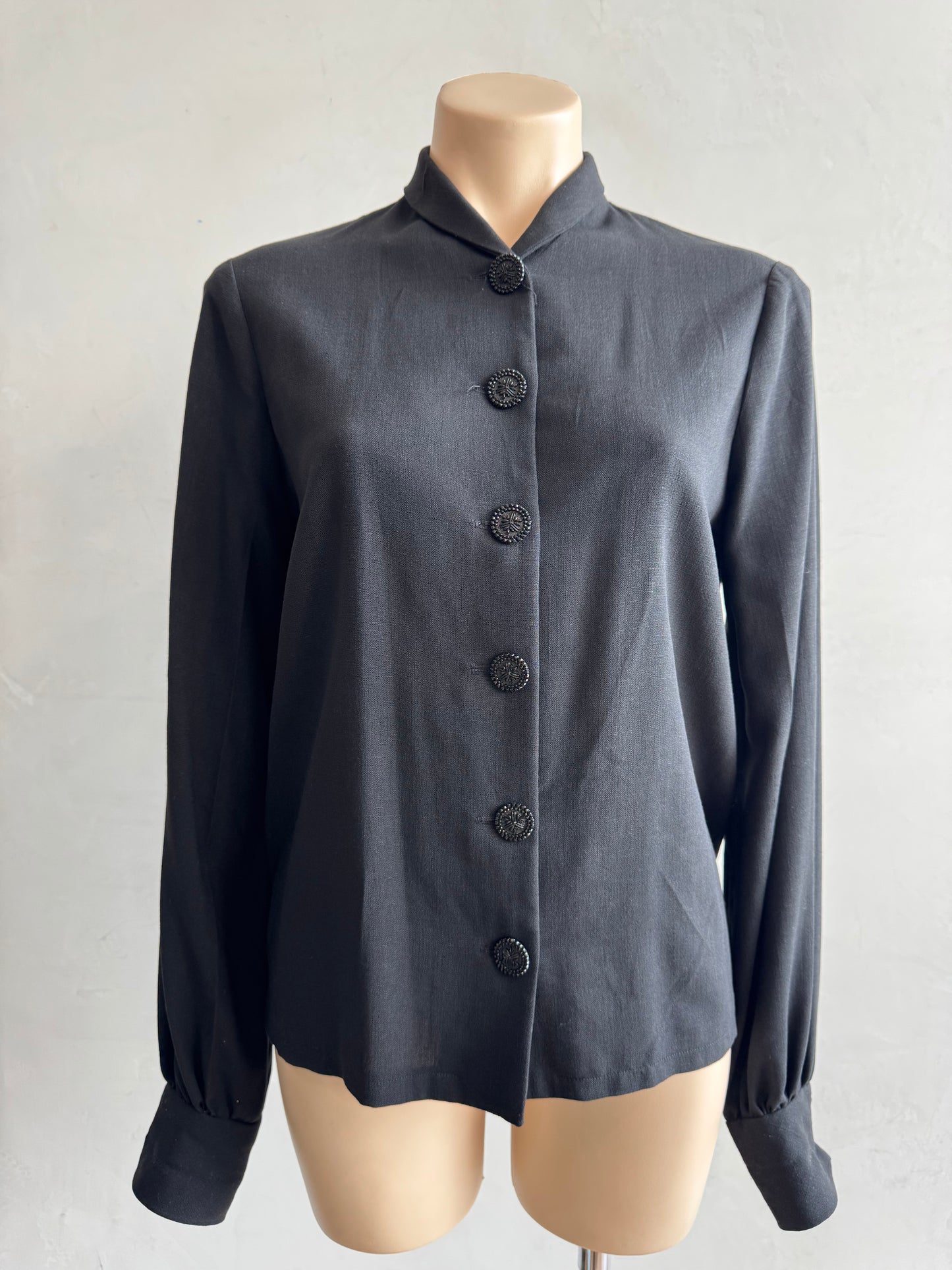 Vintage black shirt -size M