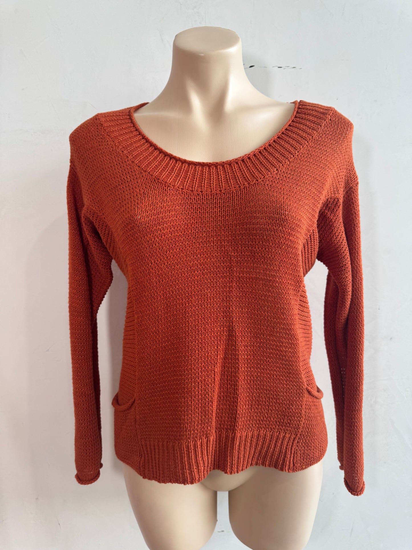 Alivegirl Rust Knit Top - size 12