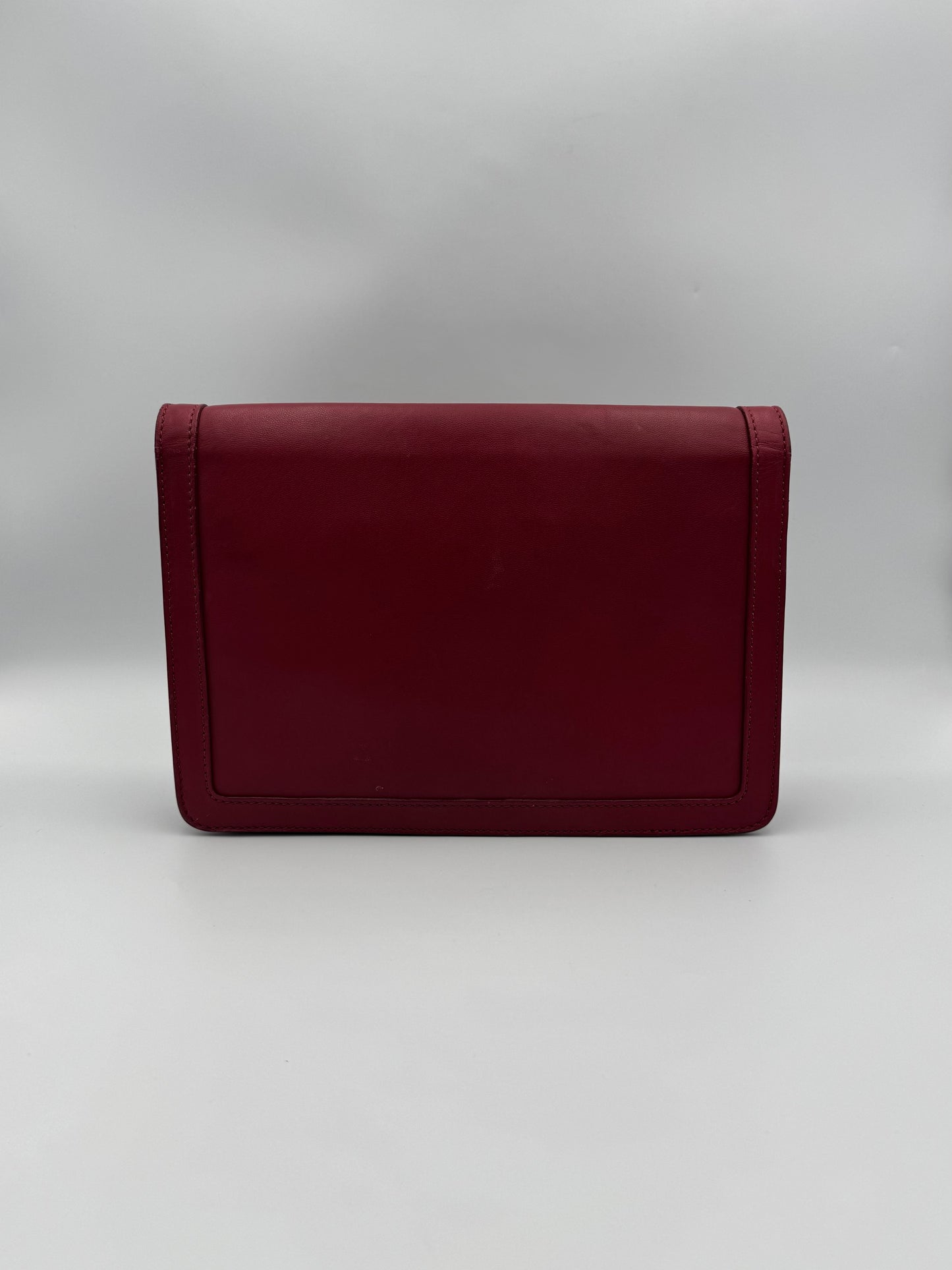 VIKTOR & ROLF CLUTCH RED