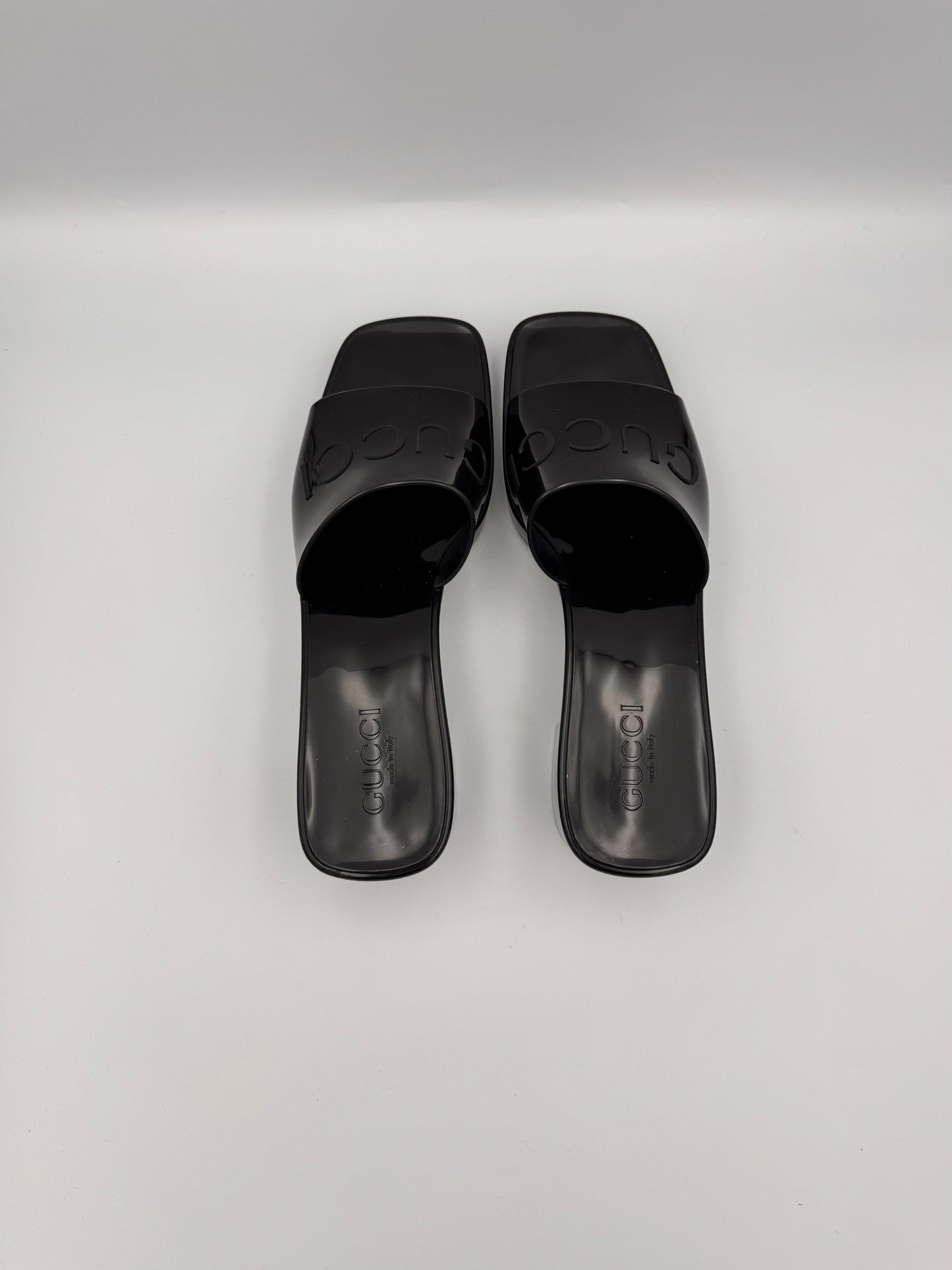GUCCI Black Rubber Platform Sandals Size 39