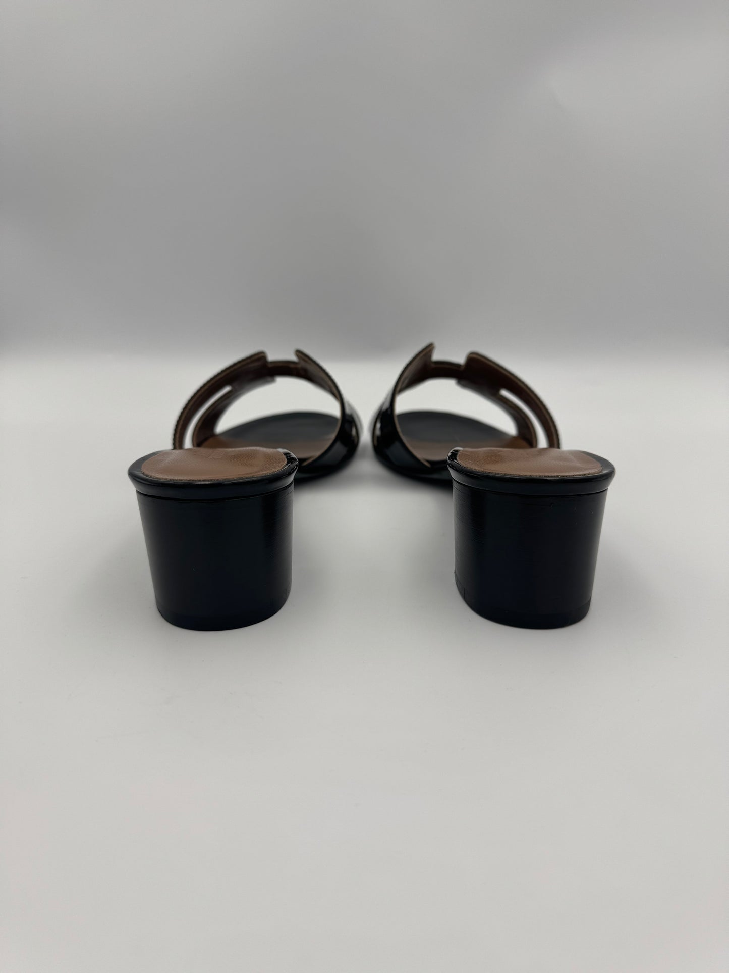 HERMES Oasis Black Sandal Size 37