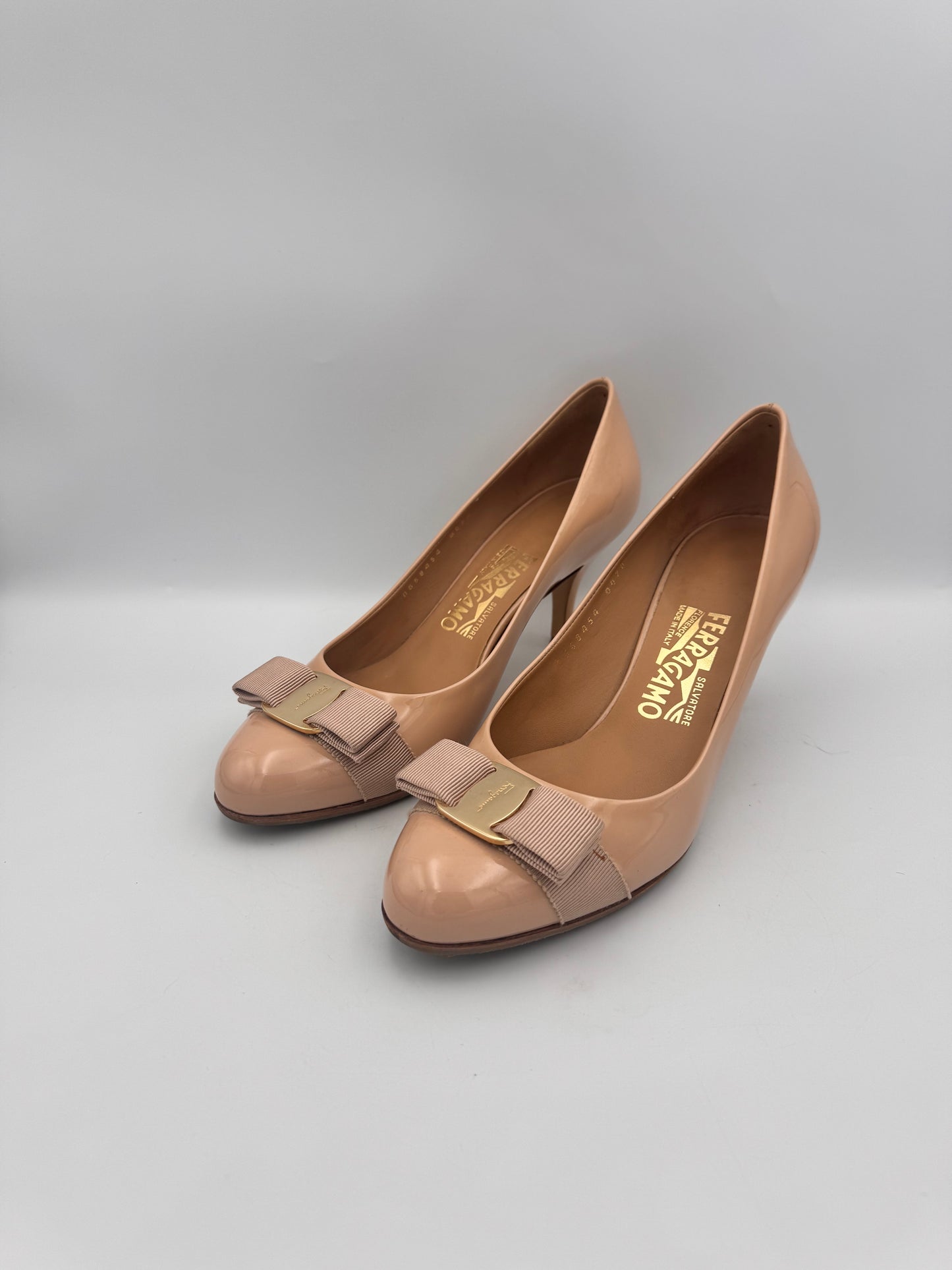 Salvatore Ferragamo Nude Patent Size 7.5