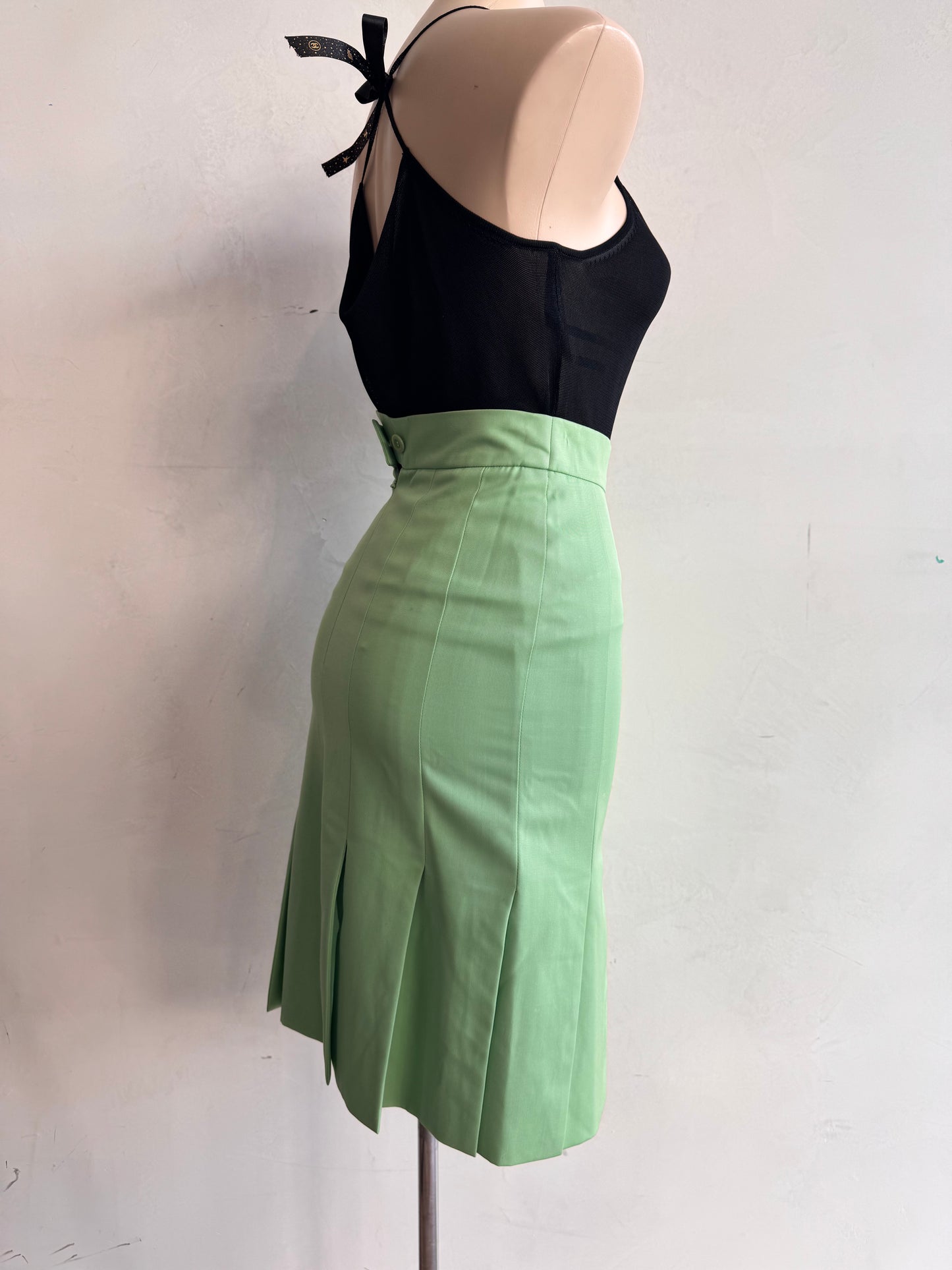 Vintage Apple Green Pleated Skirt - size XS