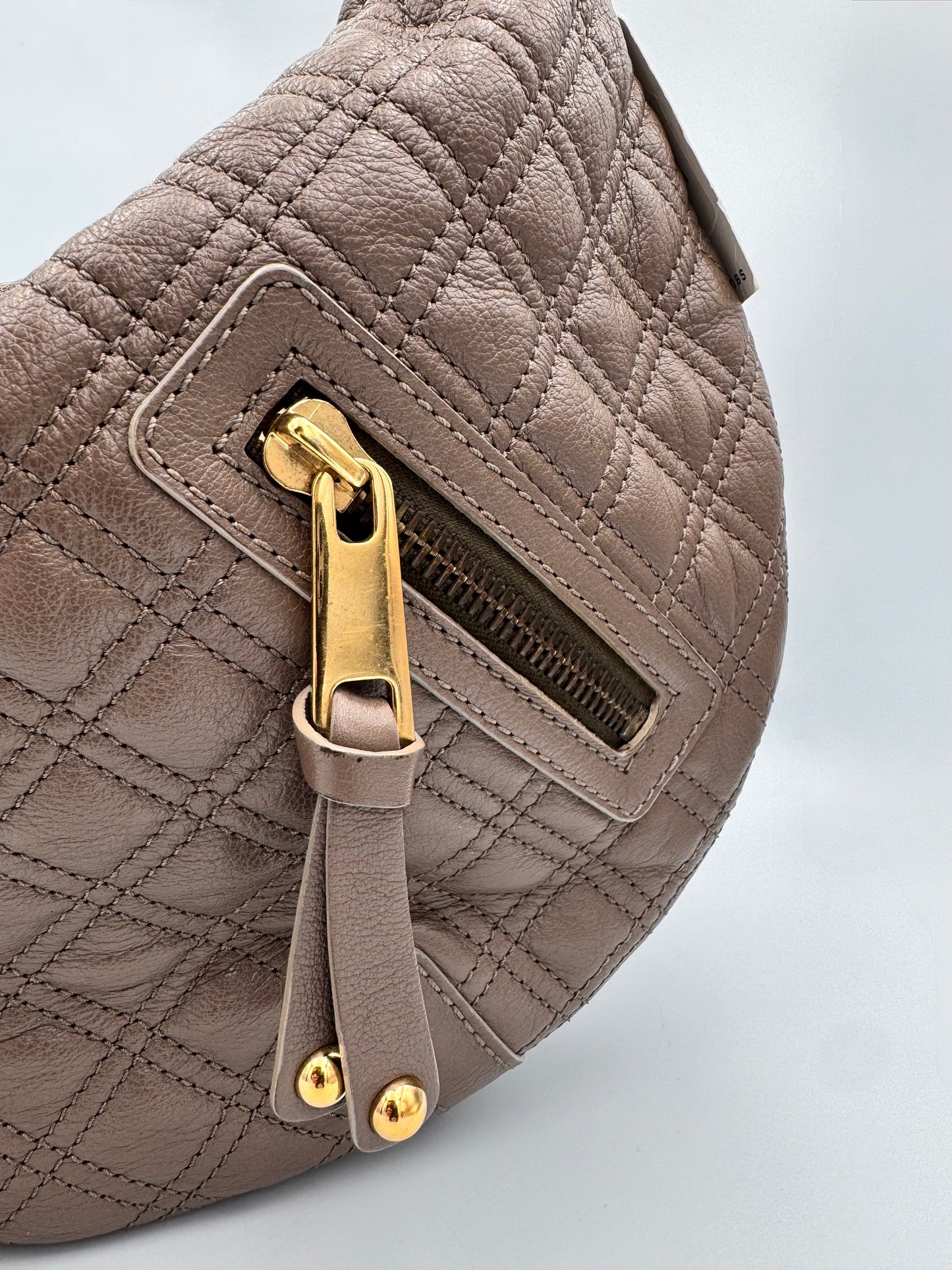 MARC JACOBS Hobo Banana Calf Leather Bag in Mouse
