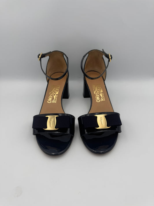 SALVATORE FERRAGAMO NAVY VERA SANDALS 6.5