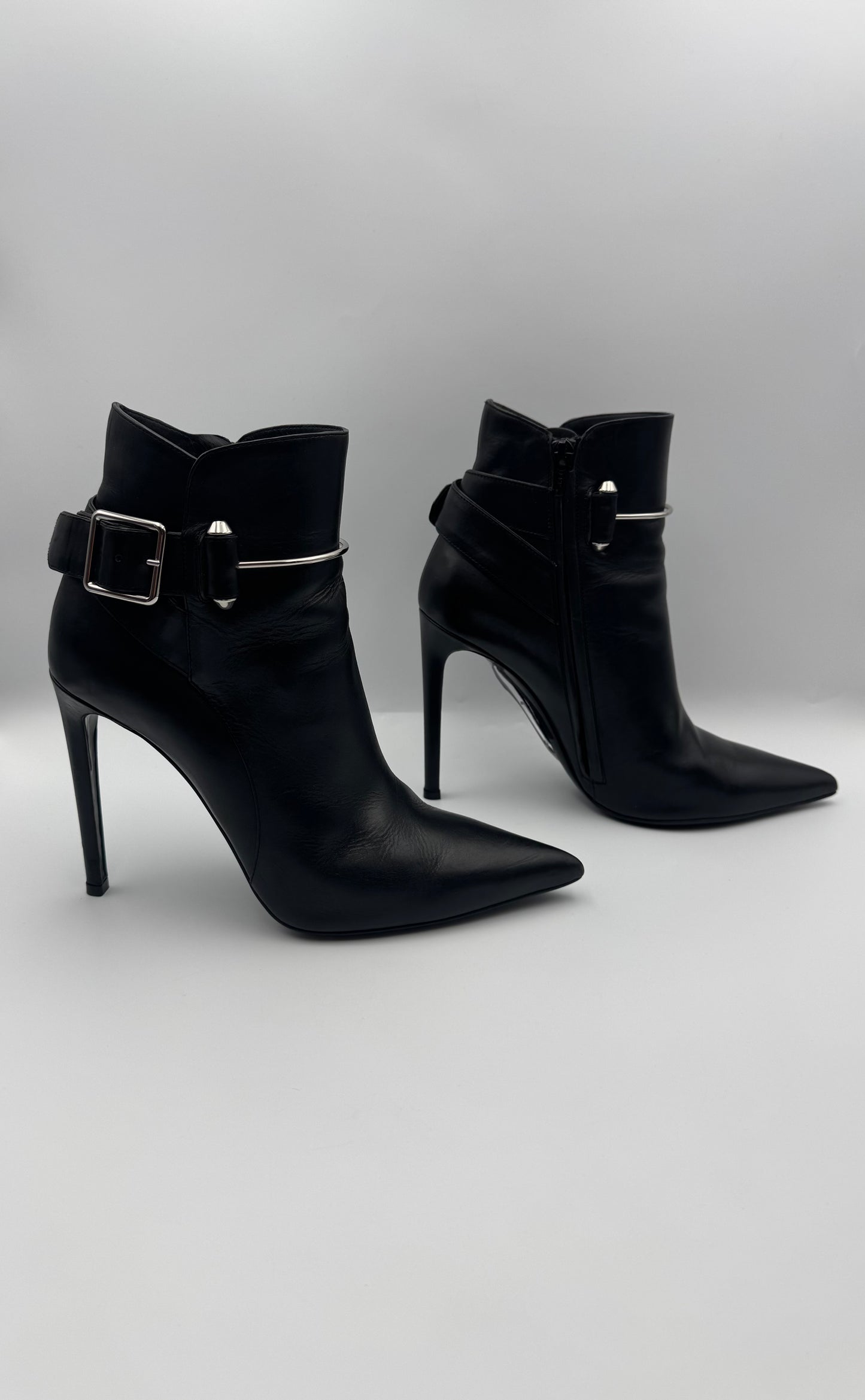 Balenciaga Black Heel Boots Size 39