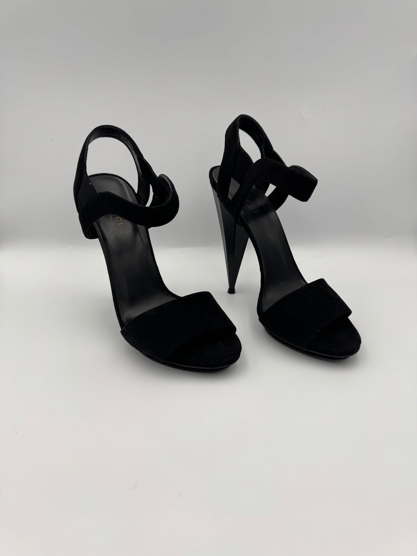 Gucci Platform Sandals in Black Suede Size 39