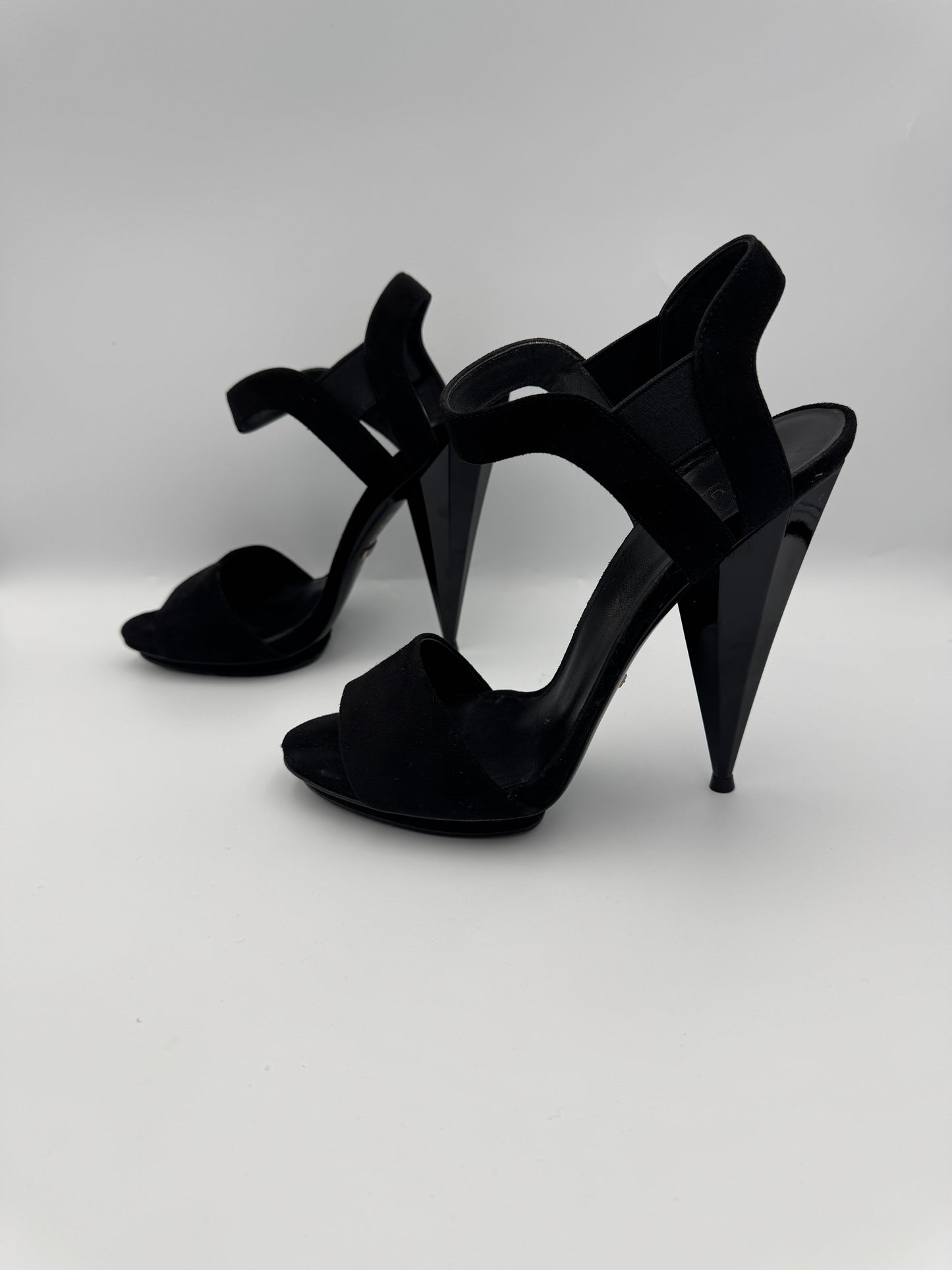 Gucci Platform Sandals in Black Suede Size 39