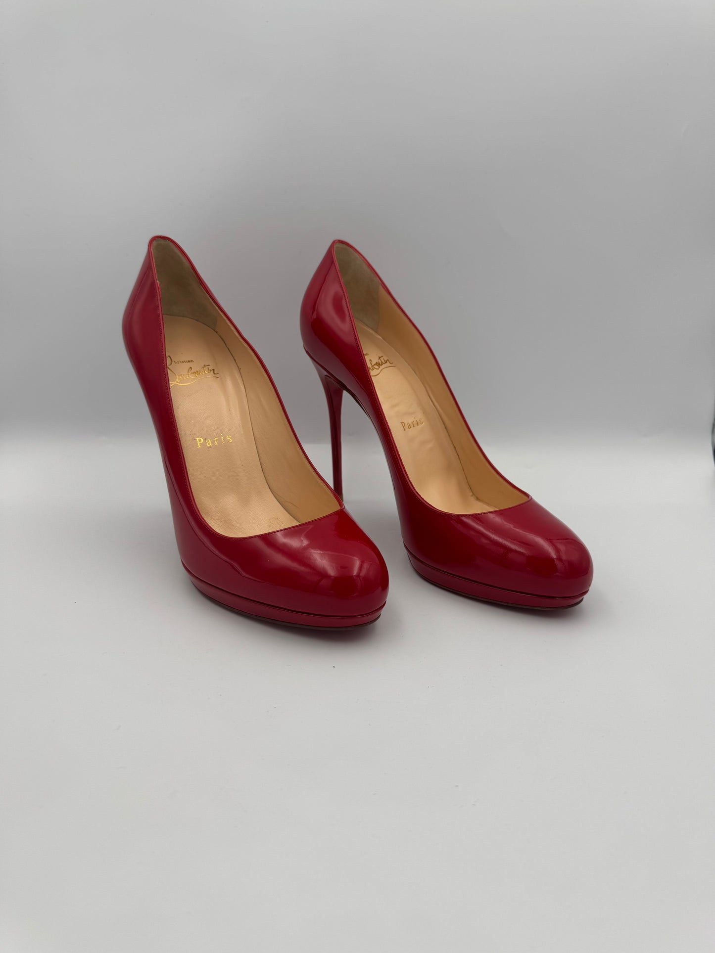 Red Christian Louboutin Simple Red Pumps Size 40