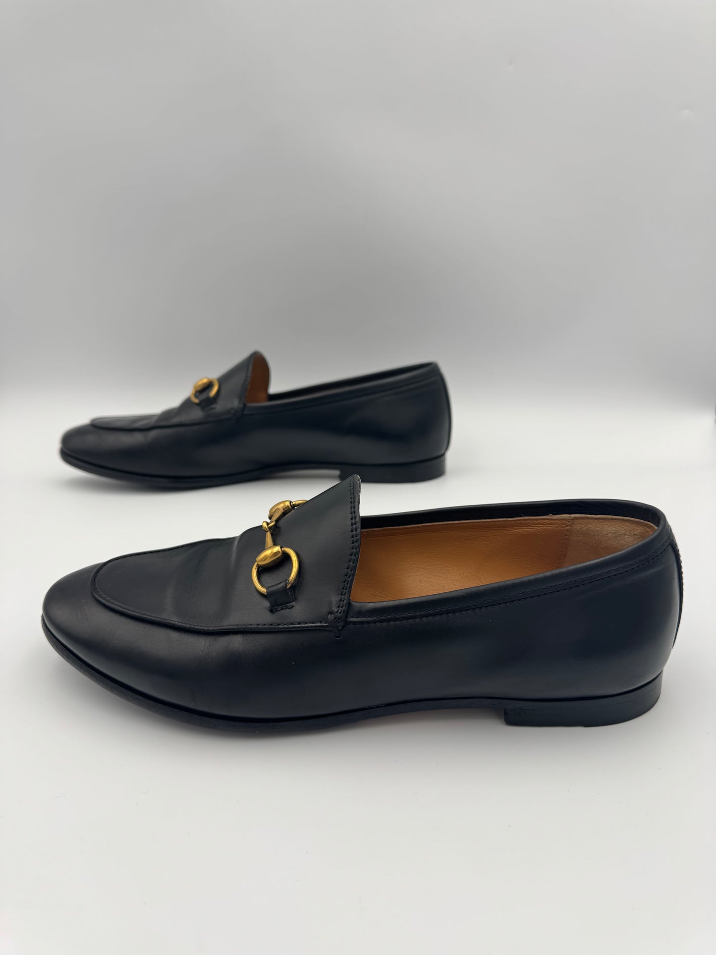GUCCI BLACK LOAFER Size 36.5