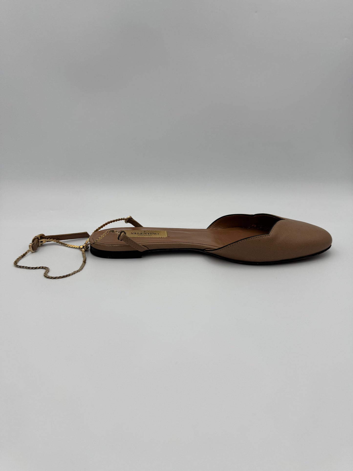 VALENTINO Beige Chained Flats Size 36