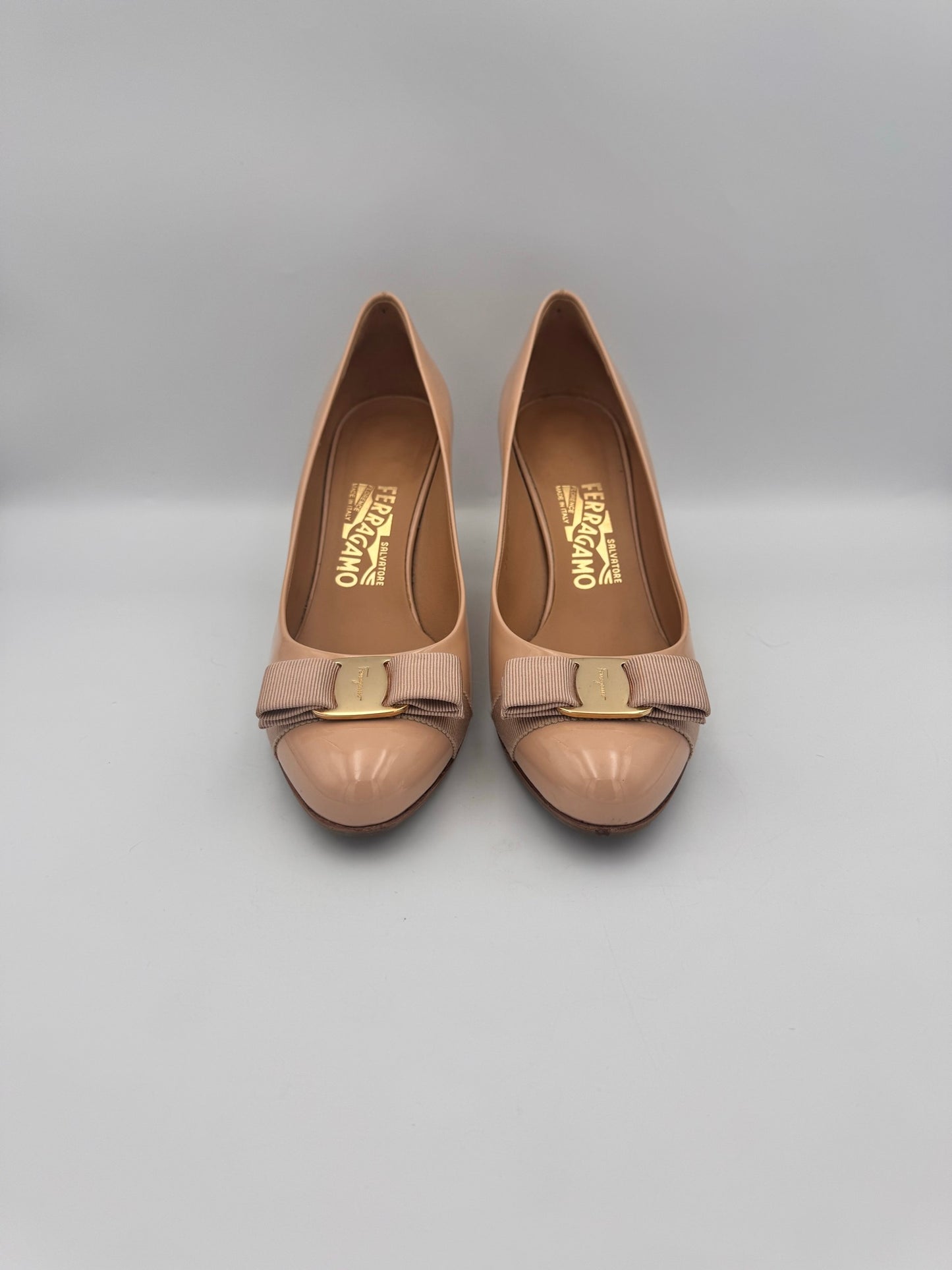 Brown Salvatore Ferragamo Carla Beige Patent Leather Pumps Size UK 5 Size